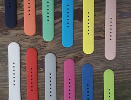 Pour Apple Watch Band 42mm 38mm 88Color Couleur de couleur Slicone Silicone Sports Universal Sports pour Iwatch 5 4 3 2 11121693