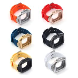 Voor Apple Watch Series 7 6 5 4 SE Luxe premium roestvrijstalen beschermhoes siliconen bandband cover Iwatch 44 mm 45 mm