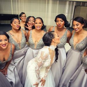 Voor bruidsmeisjesjurken Weddings 2018 African Deep V Neck Crystal Sequins Satin A Line Long Plus Size Maid of Honor Wedding Guest Jurk