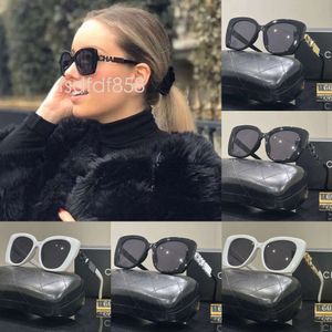 Voor designer zonnebril Dames Mens Cyclus Luxe Casual Fashion Trend Street Fotografie Toerisme Anti Glare Vintage Baseball Channel Sun Glasses