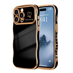 Pour iPhone 15pro case max femmes filles mignonnes vagues de vague forme de scénario avec motif cardiaque de protection de la caméra surélevée couverture de téléphone de luxe de luxe pour iPhone 14 Pro