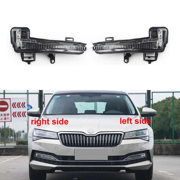 Para Skoda Superb 2016 2017 2018 luz indicadora de coche puerta ala espejo retrovisor LED indicador de señal de giro lámpara lateral