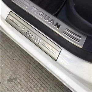 Pour VW TIGUAN plaque de seuil en acier inoxydable seuil de porte bande de seuil ultra-mince bienvenue pédale accessoires de style de voiture 4 pièces set212Y