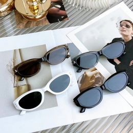 pour femmes Cat Eye Sunglasses Designer Men Glasseur Travel Beach Beach Sun Protection Shades