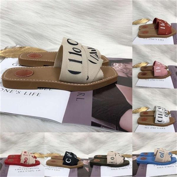 Pour Woody Womens Laties Letching Tissu toile mules basses de mode Luxury Luxury Ladies Summer Casual Shoes Slippers Chioe Wood Slide