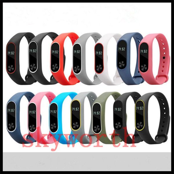 Pour Xiaomi Mi 2 TPU Bracelet intelligent en silicone bicolore Bracelet de remplacement Bracelet Miband 2 Bandes intelligentes Bracelet environnement bracelet de montre
