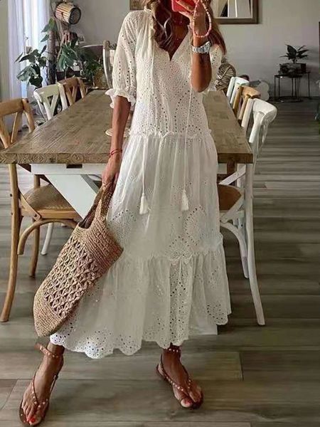 Foridol Casual ahueca hacia fuera el cuello en V vestido largo de encaje blanco Vintage Aline suelto bordado estampado floral bohemio vestido largo 240305