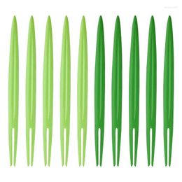 Fourchettes 10pcs fourchette de fruits portable choisit une feuille adorable en forme de cure-dent vert élégant léger décoratif mignon pour les raisins