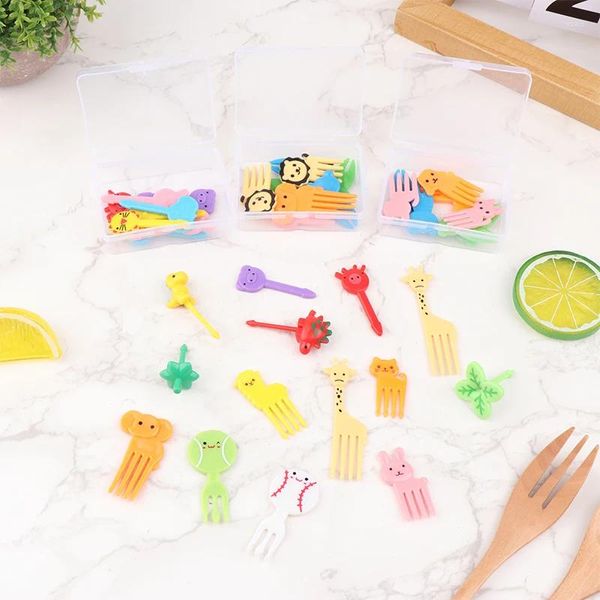 Fourks 8/10 PCS Animal Fruit Fork Grade Plastic Mini Cartoon Kids Cake Deaire de dents Bento Lunch ACCESSOIRES DÉCOR