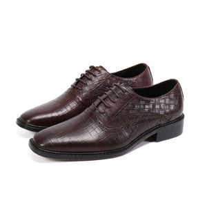 Formele Batzuzhi-jurk Men Lace-Up Brown Business Leather Man Oxfords schoenen Zapatos Hombre, grote maten 6-12 B
