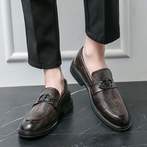 Formele Britse schoenen Men Pu Square Heel Flat Bottom Round Toe comfortabele en ademende kantoorzaken en vrijetijdsschoenen