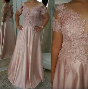 Vestido formal de la madre de la novia Apliques de manga corta Con cuentas Vestidos largos de noche para invitados de boda Línea A Rosa Tallas grandes