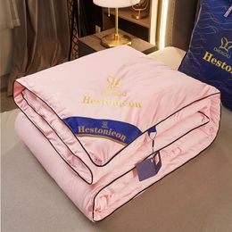 FormTheo Handmade Silk Quilt El Cover Sleep Counterter 200230 220240 lit chaud duvet 240514