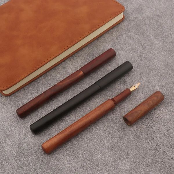 Stylos à plume Luxe 220 stylo à plume en bois pur Style Spin en bois fournitures scolaires de bureau stylos à encre d'écriture gratuit personnalisé 231023