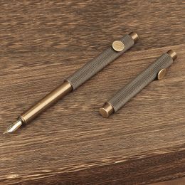 Stylos plume rétro métal stylo pour étudiants Vintage laiton Mini Portable écriture évolutive école fournitures de bureau 230707