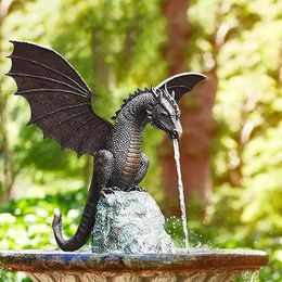 Fountain Spray Dragon Water Feature Gothic Garden Standbeeld Resin Sculptuur voor thuisbuiten Decoratie Statue Dragon 240411