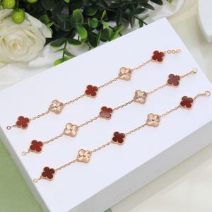 Pulsera de trébol de cuatro hojas Hecha de conchas naturales y ágata natural Chapado en oro 18K diseñador para mujer T0P Materiales avanzados joyería moda lujo clásico 020