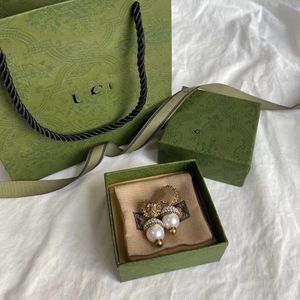 Klavertje vier Designer Sieraden Set Hanger Kettingen Armband Stud Oorbellen Parelmoer Goud Sier Groene Bloem Ketting Schakelketting Dames met