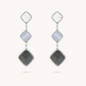 quatre feuilles Clover Oreing Fashion Classic Bonques de boules d'oreilles Designer pour femme Agate Mother of Pearl Moissanite Diamond Drop Oreing Mernis