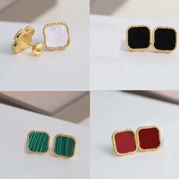 Cuatro pendientes de pendientes de trébol de cuatro hojas diseñadora para mujeres joyas de moda mujer 18k dorado azul rojo rojo anillo de oreja rosa joyería de lujo regalos post al por mayor