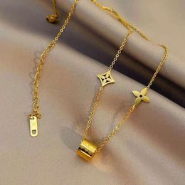 Collier trèfle à quatre feuilles en or pour femmes, mode japonaise et coréenne, chaîne de clavicule Simple, accessoires en acier titane, pendentif