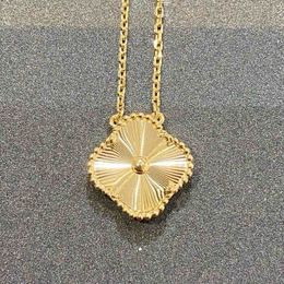 Collar de trébol de cuatro hojas Collar de diseñador chapado en oro de 18 quilates para mujer Chica San Valentín Día de la madre Compromiso Diseñador Joyería-Regalo al por mayor