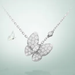 Collier de trèfle à quatre feuilles Naturel Shell Gemstone 925 Silver Designer Diamond For Woman Reproductions Brand Designer Bijoux Crystal Exquis Gift 024