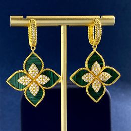 Boucles d'oreilles trèfle à quatre feuilles, bijoux de créateur, or, nacre, fleur verte, chaîne à maillons, cadeau pour femmes