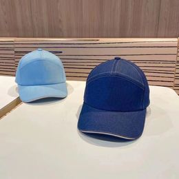 Four saisons disponibles nouvelles casquettes de baseball coréen la lettre en deux couleurs broderie design de mode Capuche de mode Cowboy Cowboy Protection solaire Visor décontracté classique