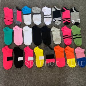 Four Seasons Sokken Mode Meisje Dames Katoen Enkel Sport Comfortabele en goede kwaliteit sokken met kaartjes