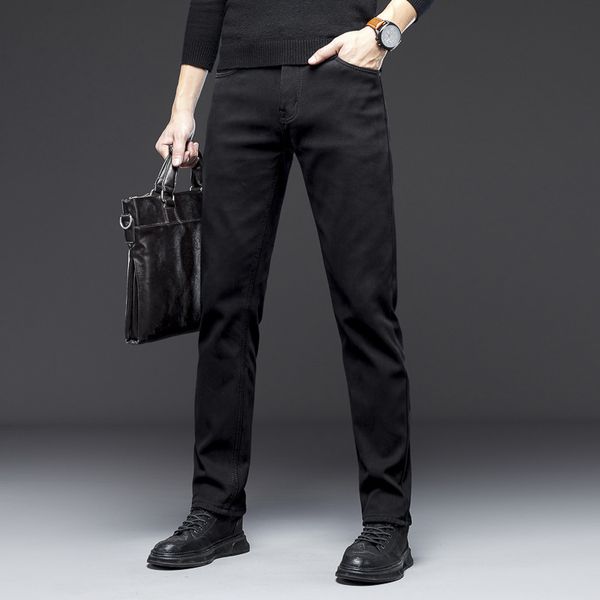 Gran oferta de cuatro estaciones, pantalones vaqueros negros puros elásticos más vendidos para hombre, pantalones rectos pequeños ajustados de estilo coreano para jóvenes para hombre