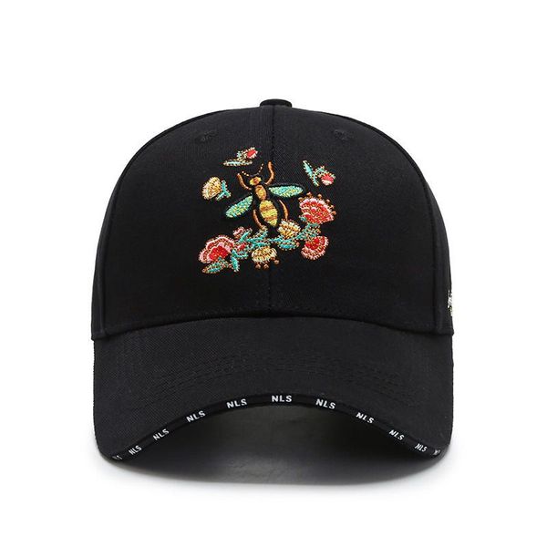 Cuatro estaciones nueva gorra de béisbol moda versátil pequeña abeja reducción de edad lindo sombrero simple gorras femeninas versión coreana bordada
