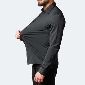 Vierzijdig elastisch niet -strijkend shirt met lange mouwen met satijnen verticaal gevoel Europees herenhemd
