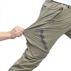 Pantalon à séchage rapide élastique à quatre côtés pour pantalon d'extérieur d'alpinisme pour hommes léger et fin pour l'été élastique respirant pour femmes 240226