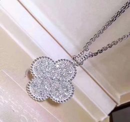 Vierbladige klaver trui ketting dames039S S925 microcrusted diamant lange ketting bloem hanger accessoires luxurys ontwerper4692298