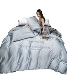 Vierstuk Silk Bedding Sets King Queen Size Luxe Quilt Cover kussensloop kussensloop dekbedovertrekbedbed Stromforders Sets van hoge kwaliteit FAS1124926