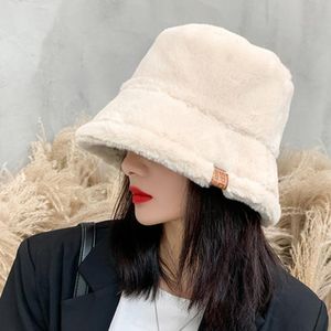 Foux emmer hoed winter vrouwen verdikt kunstmatige nertsen haar beige vrouwelijke warme dames ontwerper visman pluizige pluche 2020 2633