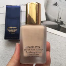 Geur Vloeibare foundation van hoge kwaliteit Dubbele slijtage Blijf op zijn plaats Make-up SPF 10 Langdurige oliecontrole Hydraterend 30 ml 230927