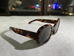 Gafas con montura Gafas de sol Nueva moda Retro Ojo de gato para mujer Ce's Arc De Triomphe Oval French High Street Moti Mens Su Gafas de sol de diseñador