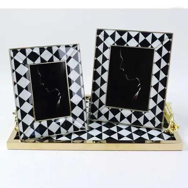 Frames Black and White Geometric Po Gold Flated Frade TV Cabinet Desk Decoration Ornements Family Portrait