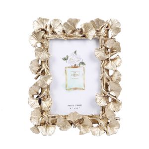 Cadres Creative Retro Golden Picture Frame American Ginkgo Leaf Convient pour la peinture décorative 4 pouces 6 pouces Po Frame 221201