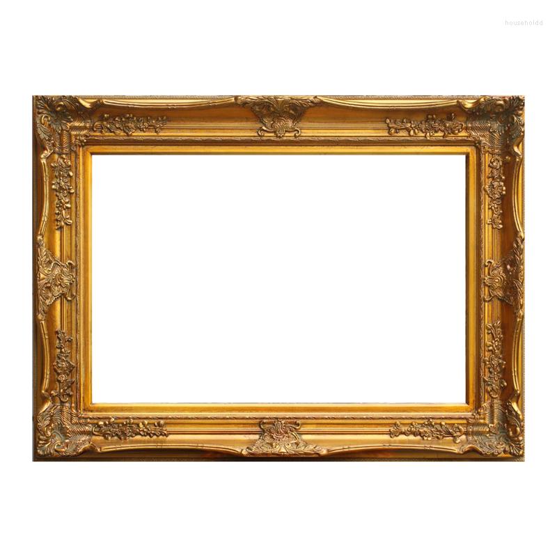 Frames Luxuriöser, goldener Vintage-Po-Rahmen aus Holz