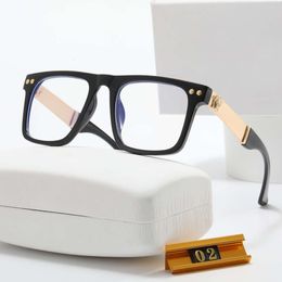 Frames Overzeese nieuwe zonnebrillen voor mannen en vrouwen Vierkant Fantasiehoofd Platte spiegel Klassieke reismode Optische bril 02