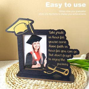 Frames Square Picture Affichage Bachelor Hat PO Cadre Graduation avec Grad Outline Home Decor Desktop Ornements