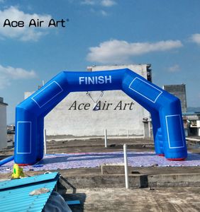Arc de ligne d'arrivée gonflable bleu à angle de soufflante d'air libre avec 4 pieds et bannière AMOVIBLE pour la course et la publicité