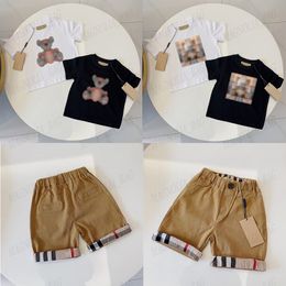 Gratis collocatie Kids Brand Summer Suit Boys Girls Child T Shirts Shorts Classic Cartoon Short Sleved Clothing Sets 90-150