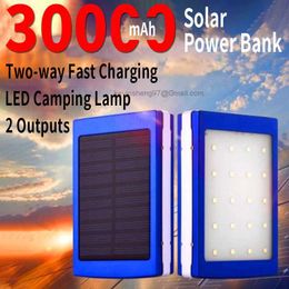 LOGO personalizzato gratuito 30000mAh Solar Power Bank Ricarica rapida bidirezionale Batteria esterna da viaggio ad alta capacità con lampada a LED per Xiaomi IPhone