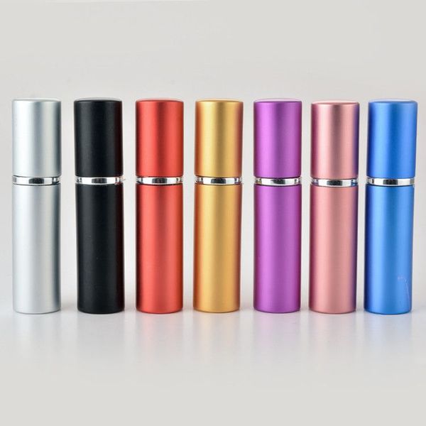 Epacket gratuit 5 ml mini portable Regilable Perfume Atomizer Bouteille de pulvérisation colorée Bouteille de parfum vide