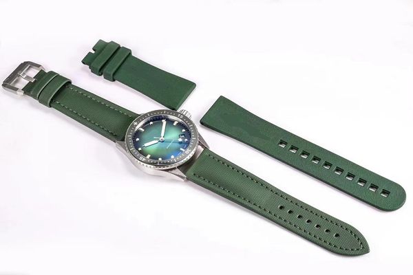 cadeau gratuit bracelet supplémentaire 43mm Aurora vert HOMME montre automatique montre-bracelet saphir cristal étanche GF top qualité authentique 5000-1153 cadeau cadeau d'anniversaire