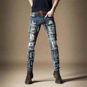 Jeans en denim pour hommes gratuits Automne brodé pieds minces pantalons mode hip-hop rock pantalon décontracté 73% coton 210716